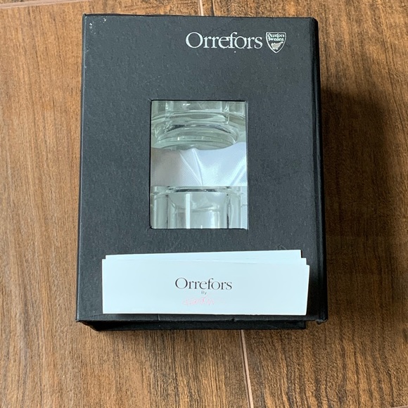 Orrefors Crystal Totem SerenityCandle Holder Pair - Picture 2 of 7